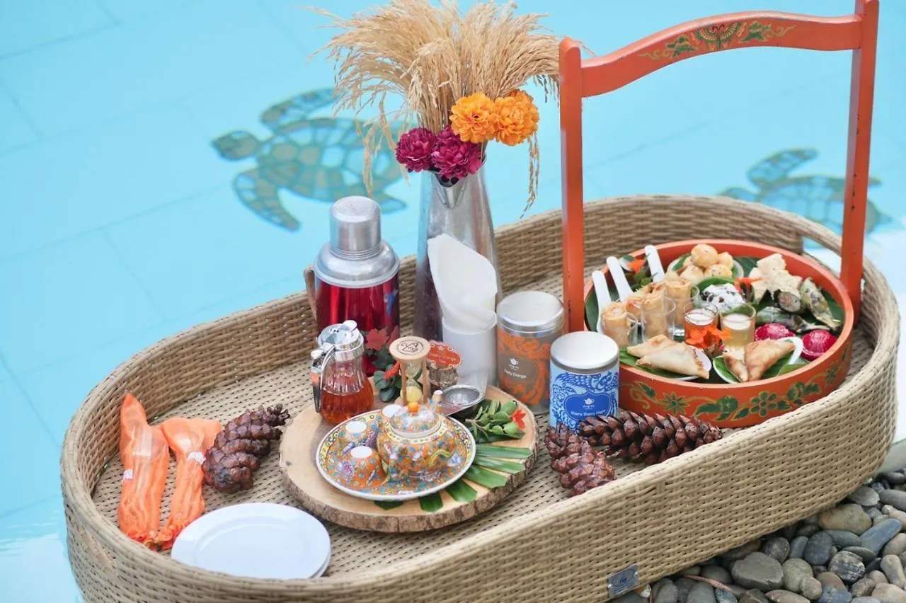 Hotel Proud Phuket, Naiyang Beach
