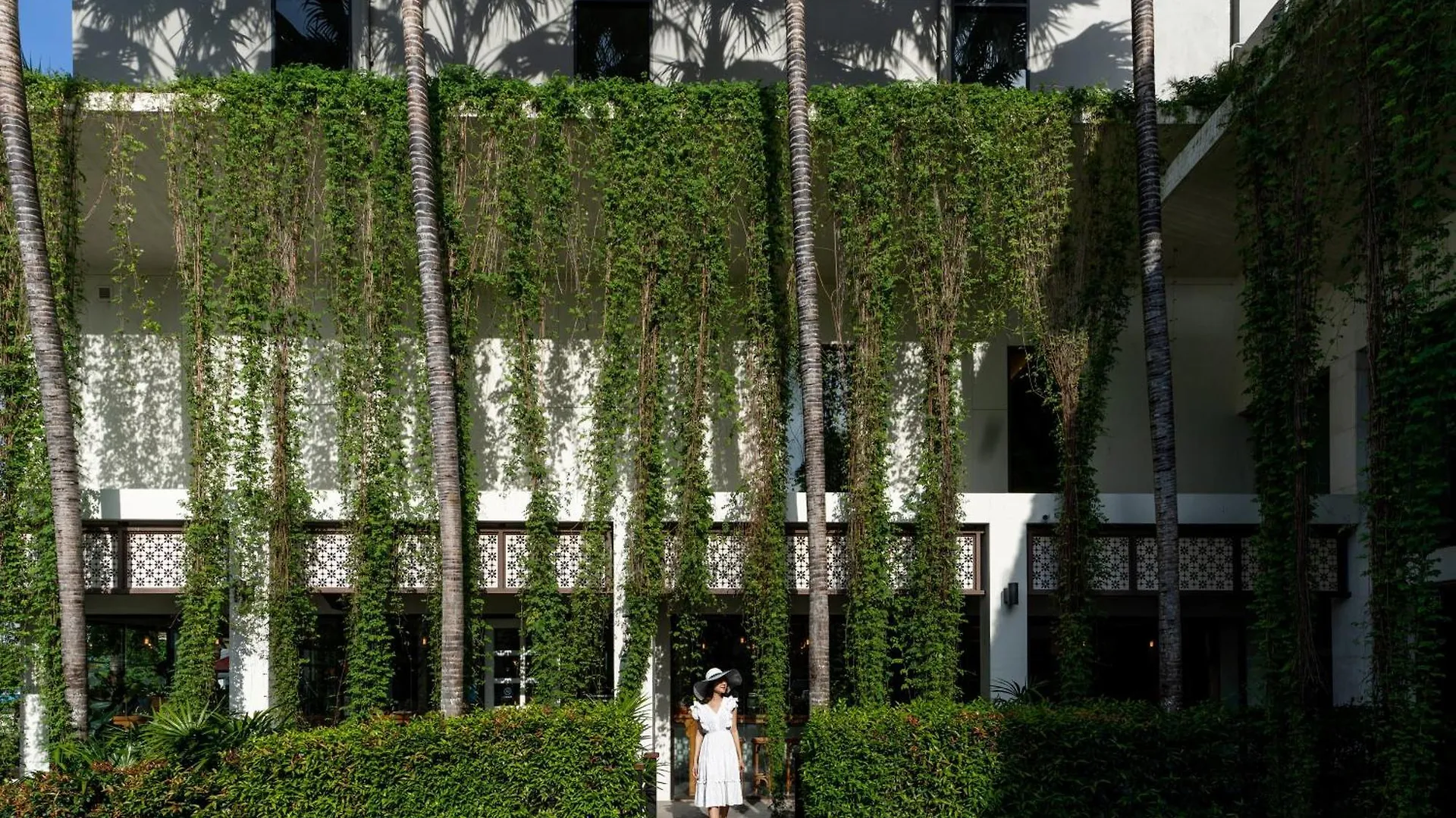 **** Szálloda Proud Phuket Hotel, Naiyang Beach Thaiföld