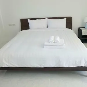 Apartament Airport Pearl, Nai Yang
